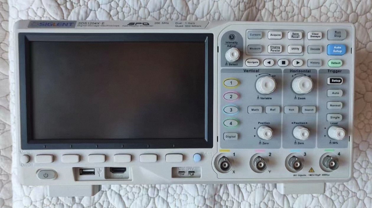 Digital Storage Oscilloscope 4 Channel 100Mhz - SIGLENT SDS1204X-E 200MHz 4-Kanal Digitales Speicheroszilloskop